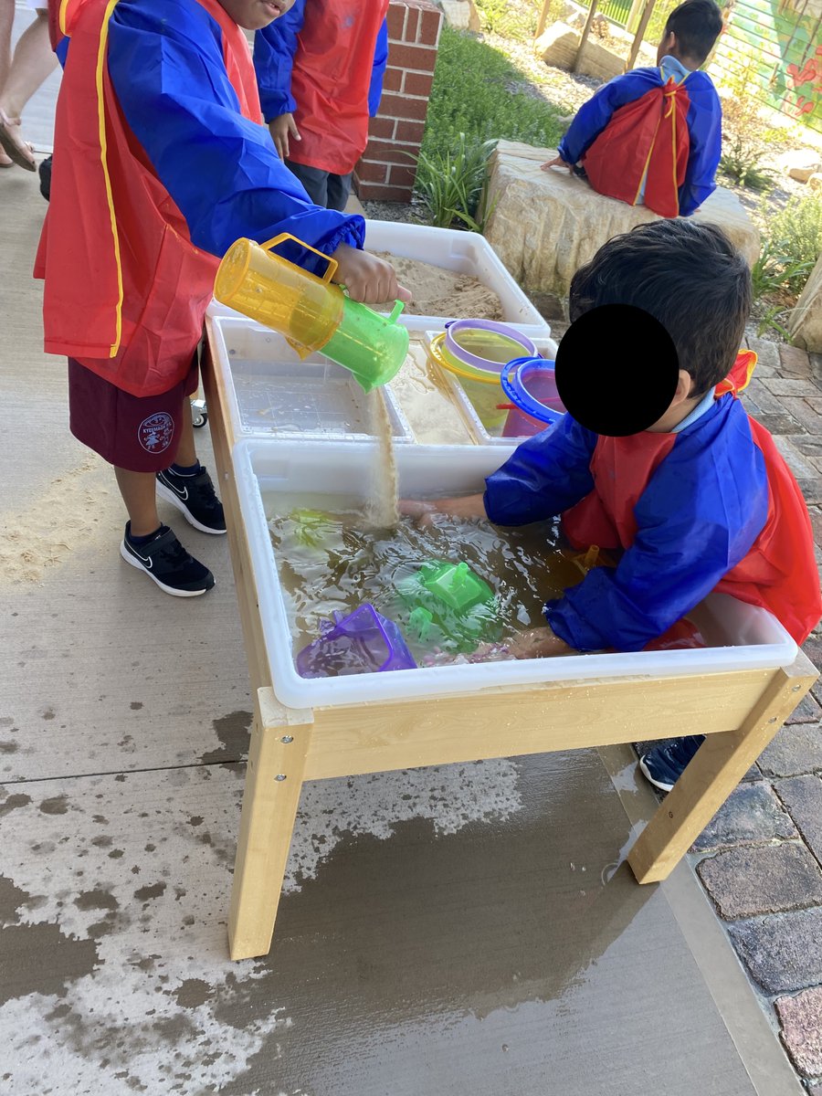 Miss_PoppyStone's tweet photo. I love using water play to engage students, but most importantly have fun! Have you tried this in your classroom? #acuedu_p https://t.co/AI3d8xr1NA