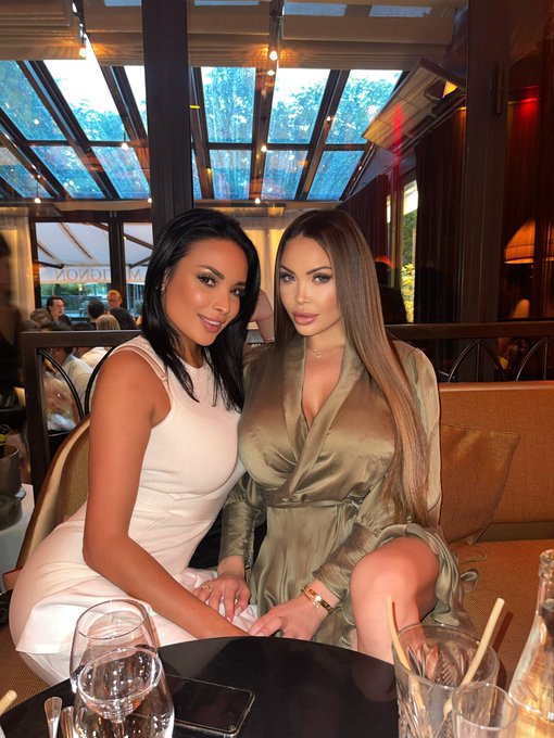 Dinner in Paris with beautiful @AnissaKate ❣️ https://t.co/fscJOVfHEB