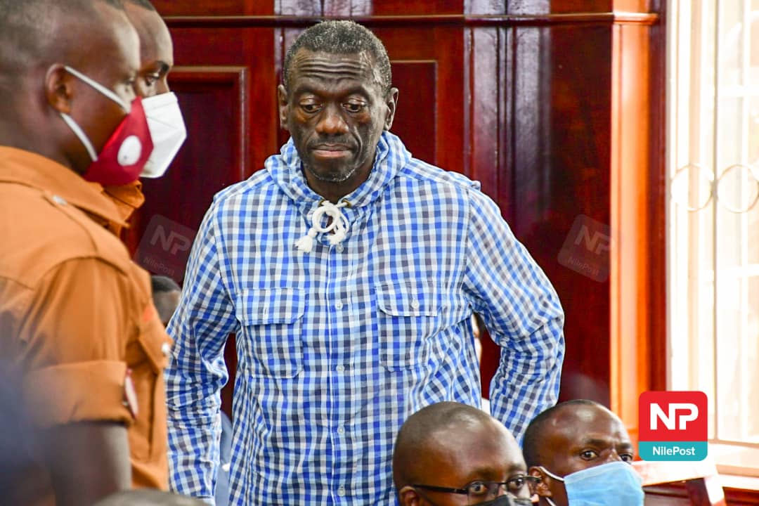Fireliglntfi's tweet photo. Dr. Kizza Besigye's cash bail has been reduced from UGX 30 million to UGX 3 million by Justice Micheal Elubu. 

This as he appeared in the High Court this morning. 

📷: @francis_isano

#NBSUpdates https://t.co/uYScQEznt9