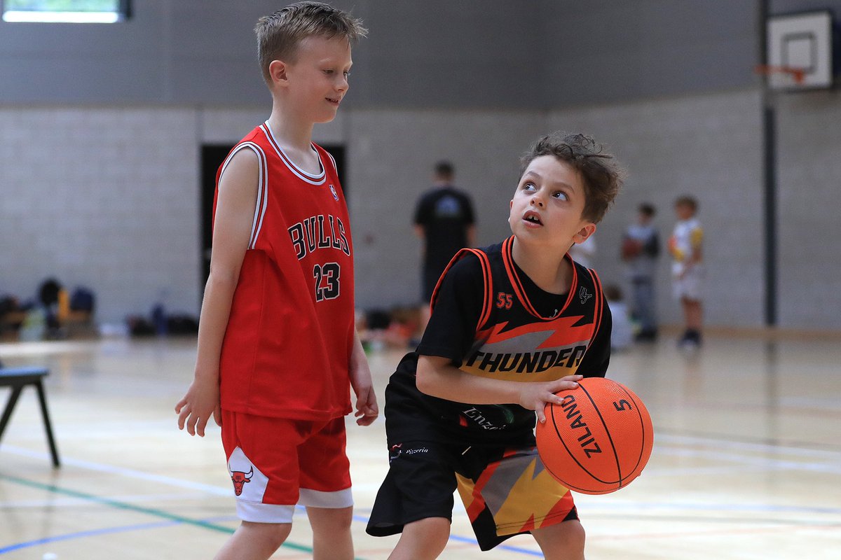 SCEBasketball's tweet image. Some action shots from last week's May Development Camp, captured by the fantastic @nonleaguesnappa - Our next Development Camp will take place from 2nd to 5th August at Dorothy Stringer School, which can be booked via our website (link in bio)..

#southcoastelite #brighton