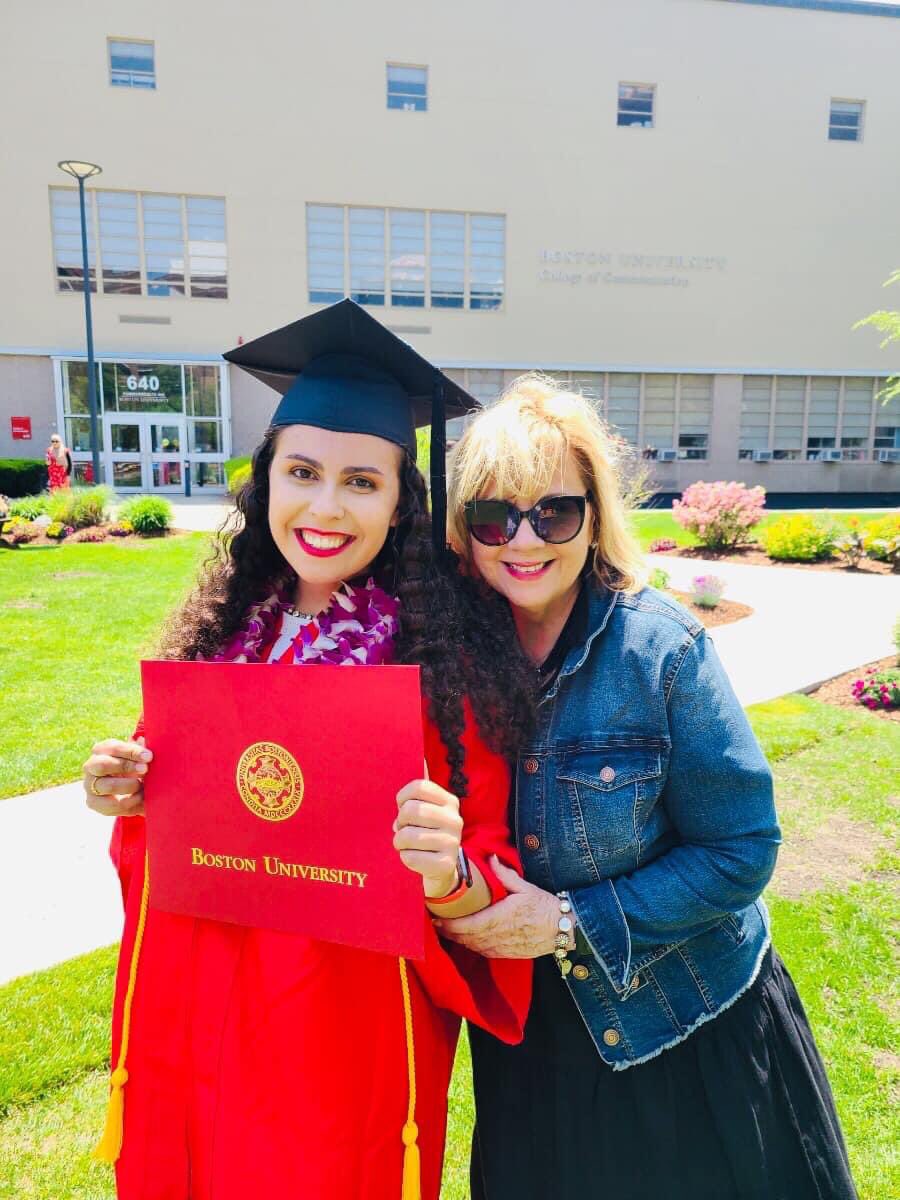GlitzyMizz's tweet photo. My baby girl graduated from #bostonuniversity #Classof2022 I’m so proud!! I know Vinny is beaming from Heaven!! Xo https://t.co/yGPNS5OfZm