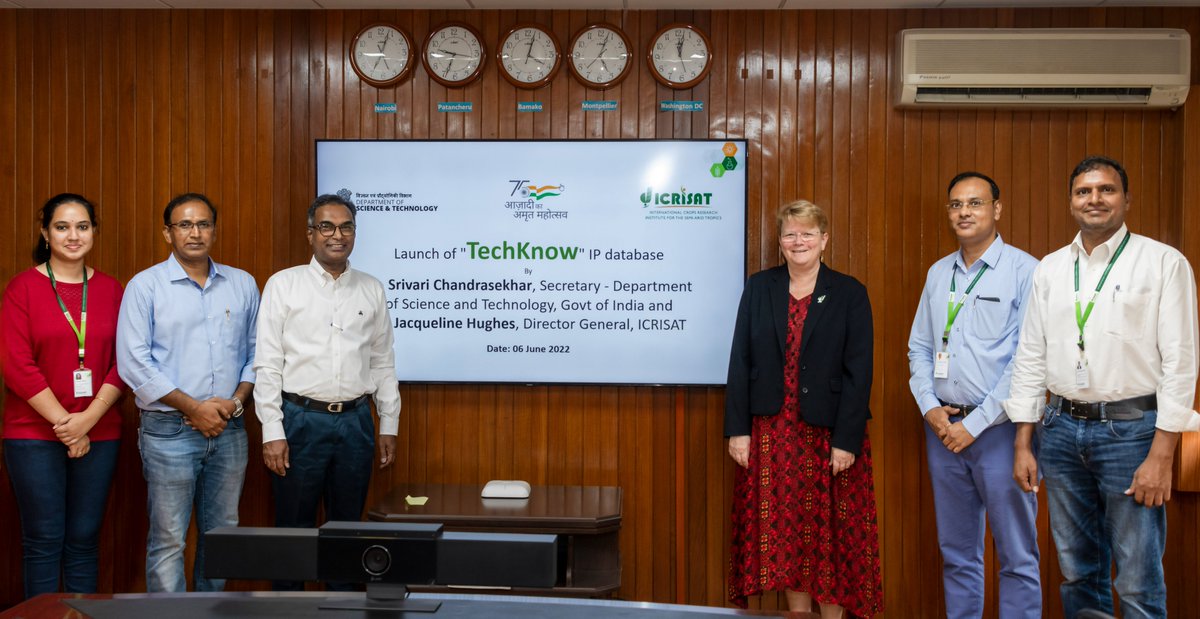 ICRISAT's tweet photo. 📢Glad to announce the launch of "TechKnow"

Dr @srivaric, Secretary DST, launched TechKnow database - developed by #ICRISAT &amp; funded by @IndiaDST - to provide information on Intellectual Property being developed at various public research &amp; academic institutions in #agri sector. https://t.co/5abqQoJDUa