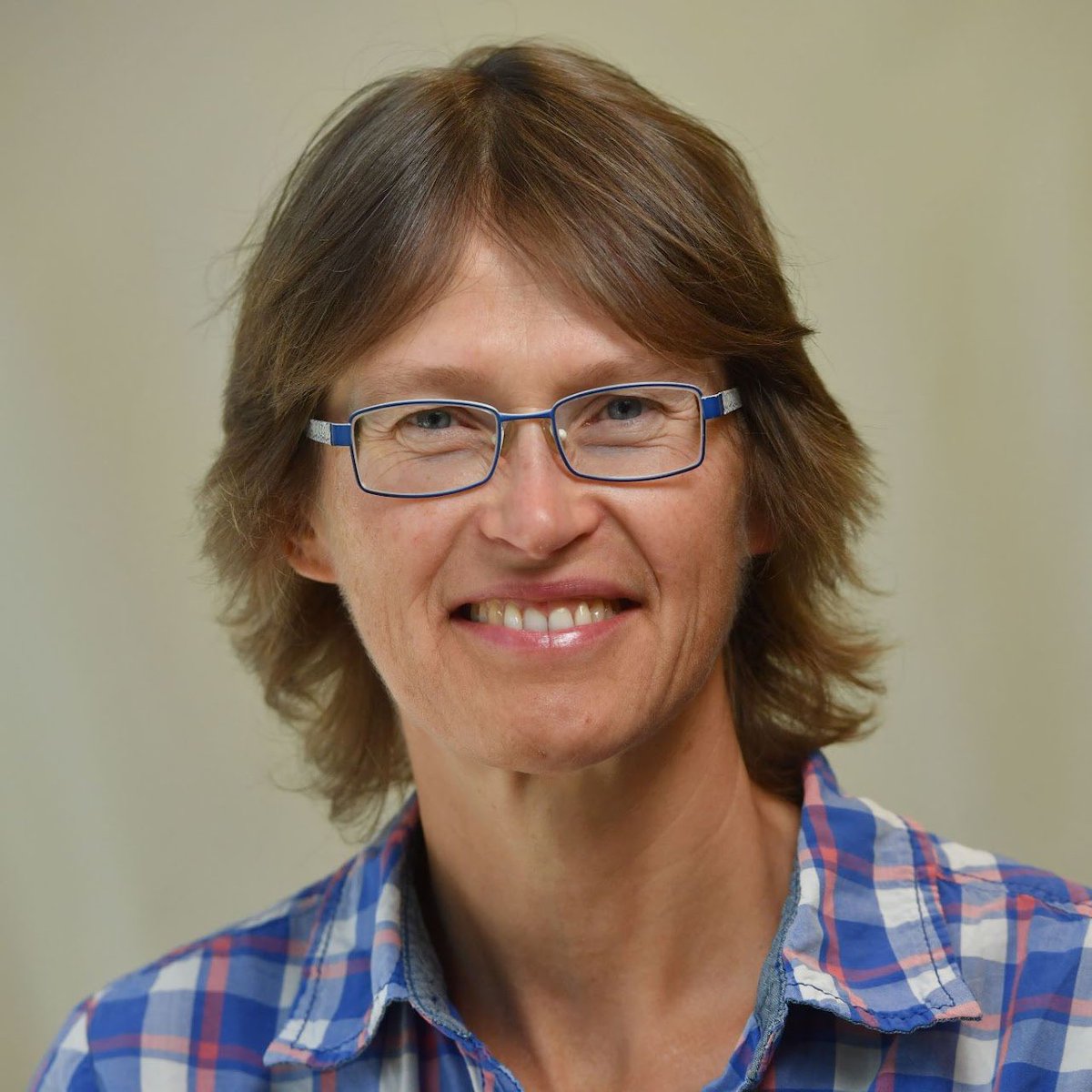 KOALAConference's tweet image. Introducing our first Plenary speaker for #2022KOALA… Prof. Heike Ebendorff-Heidepriem! Through @IPASadelaide, @OptofabAdelaide and @CNBPscience, Heike creates cutting edge optical glasses and fibre technology for sensing and light generation applications