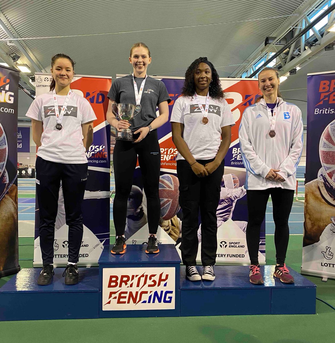 britishfencing's tweet photo. Congratulations to the medalists of the Senior Women's Foil 2022.

🥇Kate Beardmore
🥈Amelie Tsang
🥉Yvonne Chart
🥉Teagan Williams-Stewart https://t.co/v8qXxIA7iT