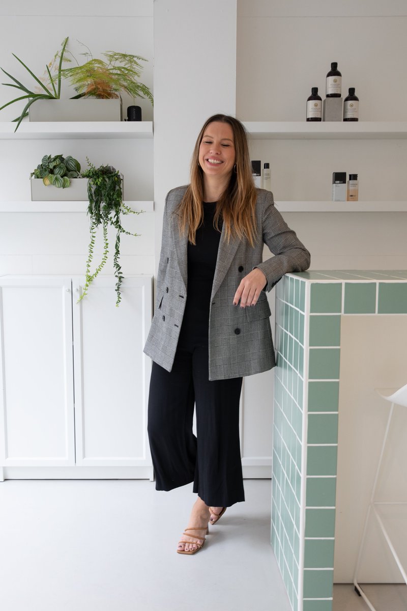 DF Meets: Eilidh Smith, Founder - Skin Work

We sit down for a chat about all things beauty and skincare with Eilidh Smith, the founder of Skin Work – the tranquil retreat loved by beauty insiders everywhere.

Read the full interview: bit.ly/38S4EO9
