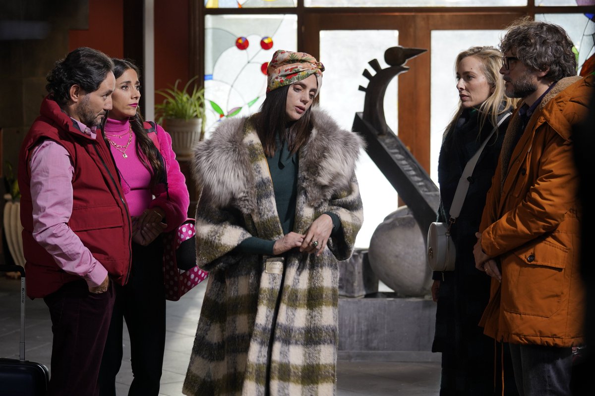 El timeline de @TwitterEspana contándote (por enésima vez) #Shakira y #Piqué anuncian su separación. 

#TodosLoHacen 
#SecuoyaStudios