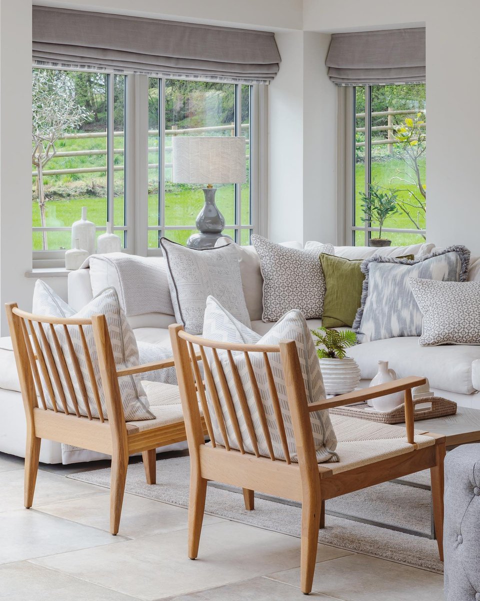 A healthy looking AM cushion collection from @thenedinteriors Love the mix of prints, tones and textures. 

#interiordesign #cosyhome #neutralspace #neutralinteriors #sofastyling #livingroominspo #interiordesignideas #countryhome #countryinteriors