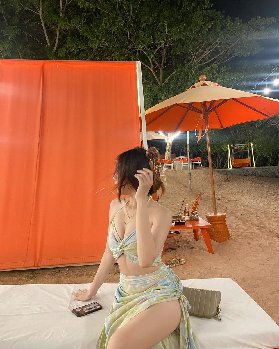 Yến Fwb tweet media