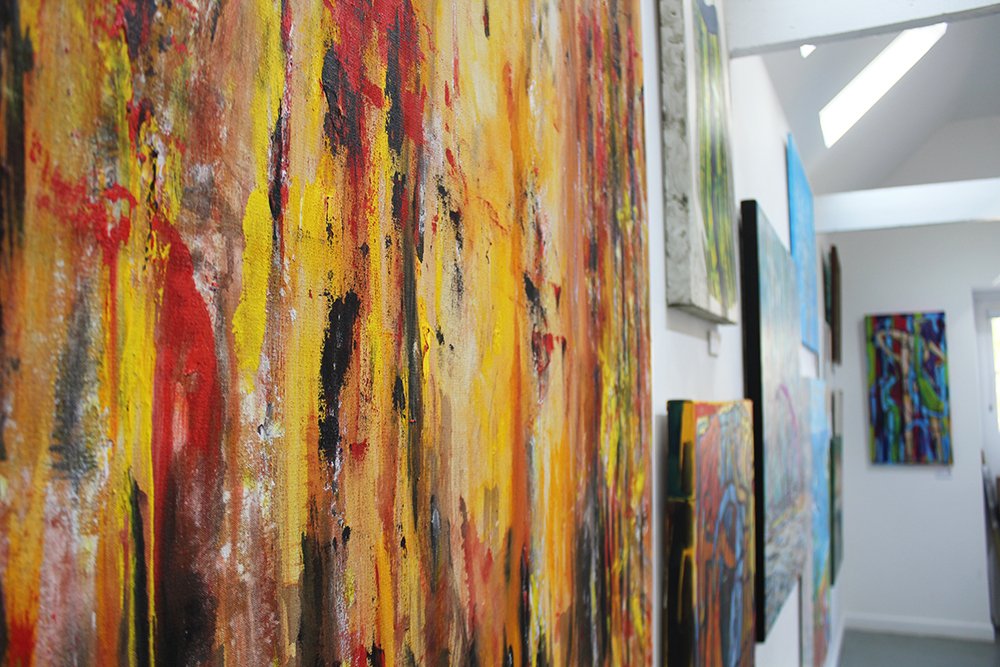 WestAcreGallery's tweet photo. It's not too late to take part in our Splash Mob exhibition this weekend.

Simply drop your artwork at West Acre Gallery tomorrow between 12-3pm &amp; we'll whack it on the walls!

Bring up to 6 artworks. £10 entry fee per piece. 

Be spontaneous! https://t.co/XWmlYTkPd2
