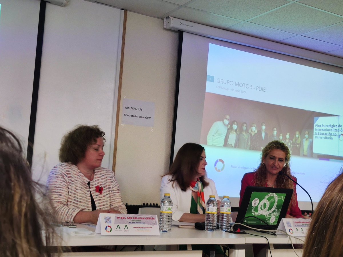 routrilla's tweet photo. Arrancando las jornadas participativas del #PdIE con toda la ilusión @speiandalucia @cepmalaga @cmelladoalvarez @domingoruiz_75 @pedrojuradolid @GranadaPluri https://t.co/i6CfKH8q6M