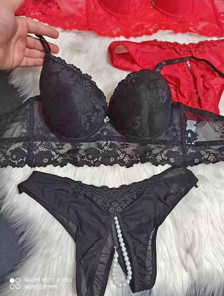 Siyah ve kırmızı.. Tercihiniz hangisi?