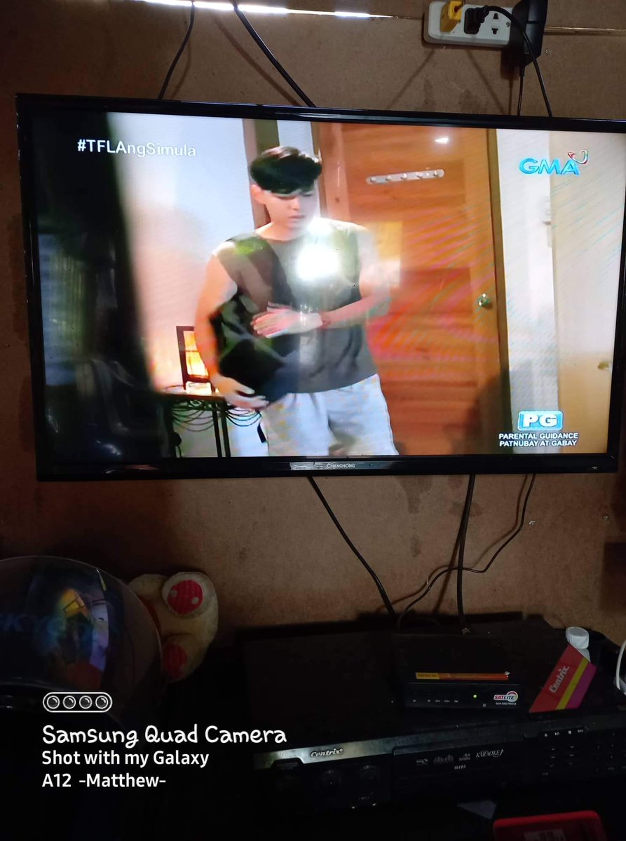 JahCullen143's tweet photo. Nganga ka habang nanunuod @aalixjr kudos talaga sau direk kaya support kami lagi sau eh
#TFLAngSimula https://t.co/cx7G2YW5W9