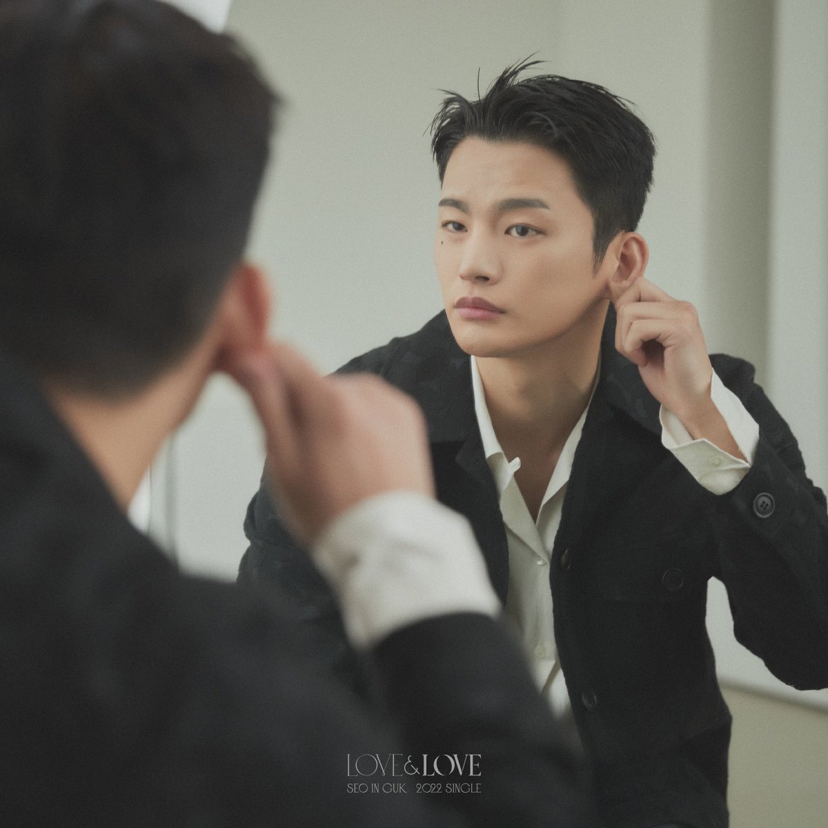 Whatsup_Inguk's tweet photo. [#PHOTO]
SEO IN GUK 2022 SINGLE ALBUM
<LOVE&amp;LOVE>

𝑪𝒐𝒏𝒄𝒆𝒑𝒕 𝑷𝒉𝒐𝒕𝒐 '𝑬𝒀𝑬𝑺 𝑶𝑵 𝑴𝑬'

2022.06.14. 6PM (KST) 

#서인국 #SeoInGuk #LOVEandLOVE #Concept #Photo #COMINGSOON https://t.co/hIKjkKSW4d