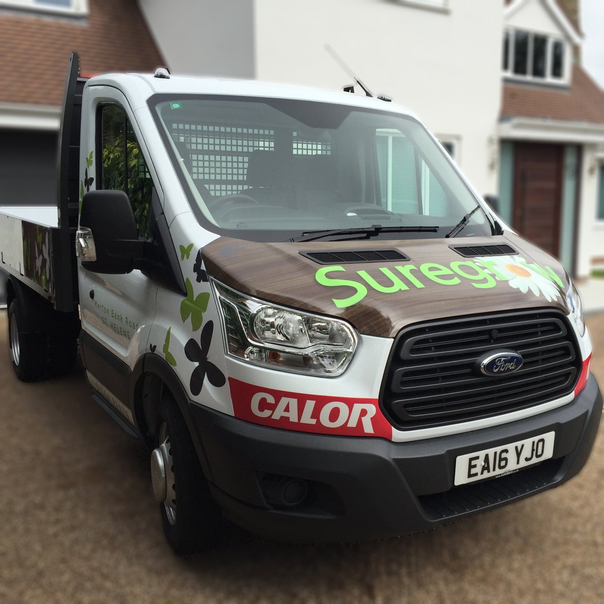 SuregrowGC's tweet photo. #Fast, #reliable, local delivery of all your #gas, #BBQ and #gardening essentials – that's the Suregrow way! 🚚

Give us a call to arrange yours! ☎️

𝗦𝘂𝗿𝗲𝗹𝘆 the best #delivery service is from #SuregrowGC! ✅ https://t.co/PXoI71RPJv