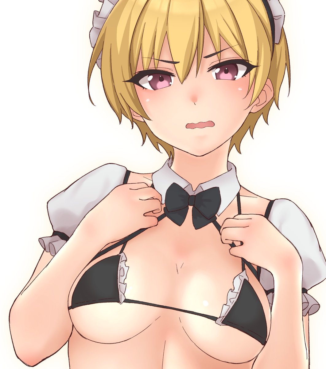 メイド服って本当にこんなんなのか…?
#シャニマス #西城樹里 