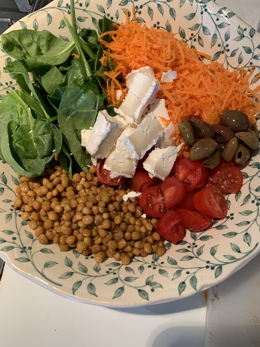 liviaelisa's tweet photo. Insalatona #mybowl #mylunch #summersupper https://t.co/9Pp5HsVPa0