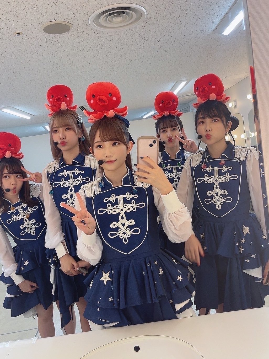ラブライブ Liella 缶バッジ 笑顔のPromise 青山なぎさ 13枚 FUk-KSMakAE_9aL.jpg:large