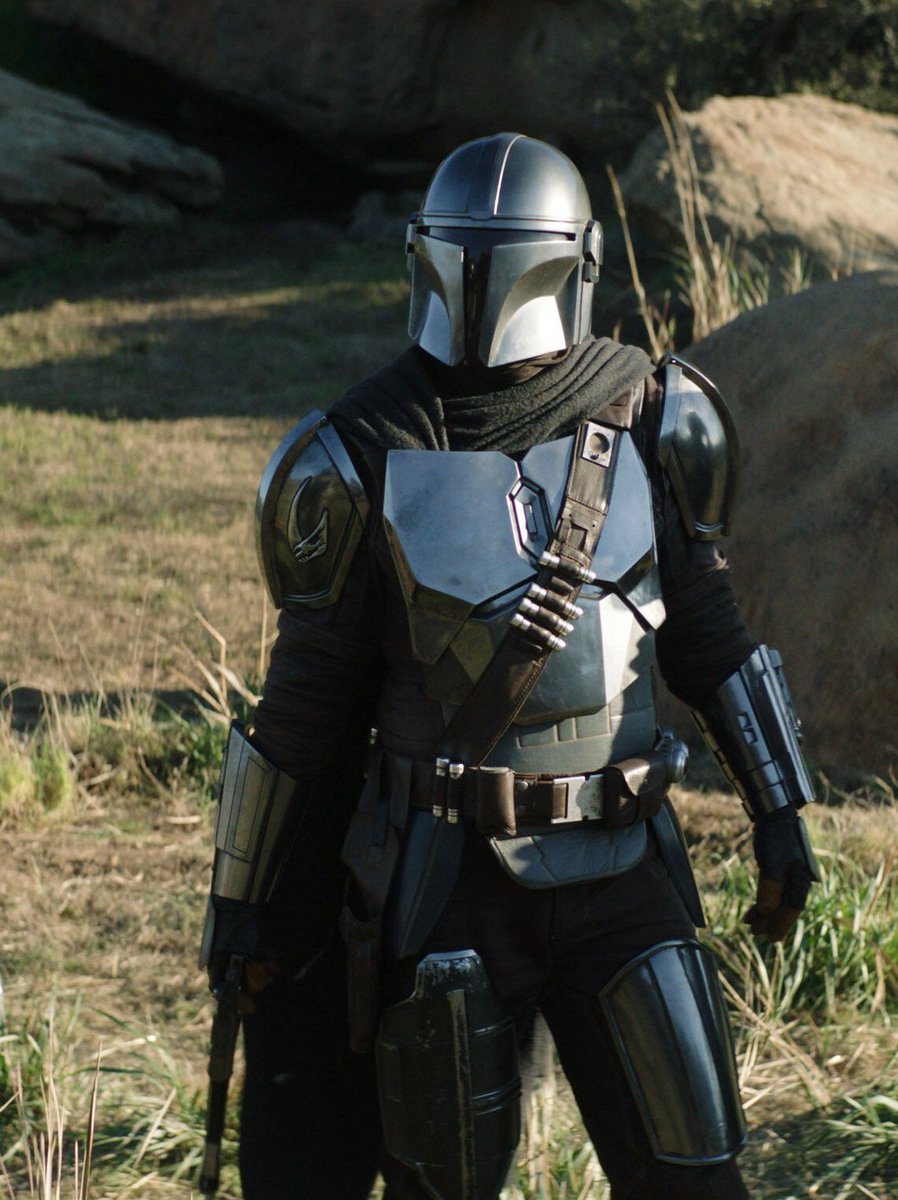 JayFan88's tweet photo. “The Stance” does he even realise what he’s doing…… 🥵 #TheMandalorian #PedroPascal #TheStance (keep doing it) @PedroPascal1 https://t.co/Is56k4ytRD