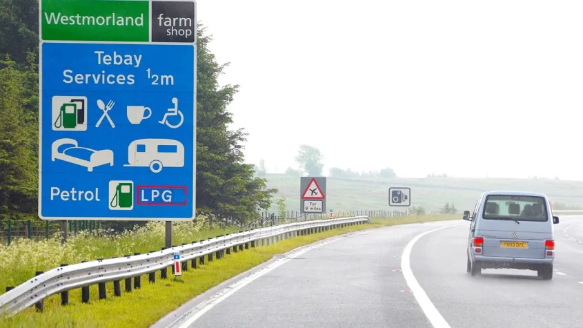 MotusDAF's tweet photo. #Truckers - have you signed this #DriverFacilities #petition? 🖊️

Help shape the future of facilities on UK roads by showing your support for @RHANews' campaign.

Find out more and get involved ➡️https://t.co/Gt9dnZ8d4O 

#Trucking #HGV #RoadNews #Driving #HaveYourSay https://t.co/AIBCMVfLOx