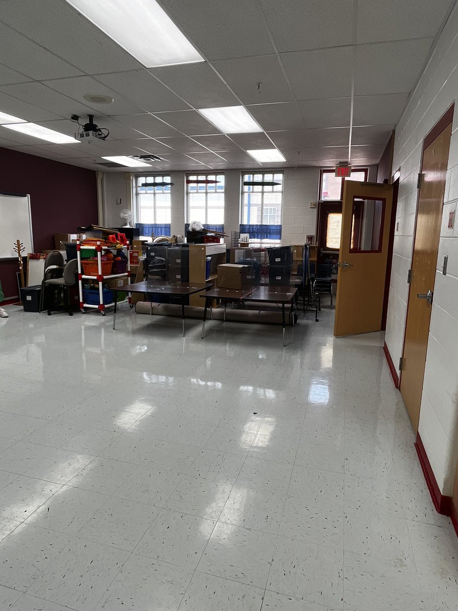 theprekia's tweet photo. Still smiling from closing our Pre-K classroom @NISDHatchett on time last week! 😃 Our first full day was awesome and year two is in the books! 
🍎🐛🦋
#fulldayPreK #NISD #newtradition https://t.co/xE2j3DRi8G