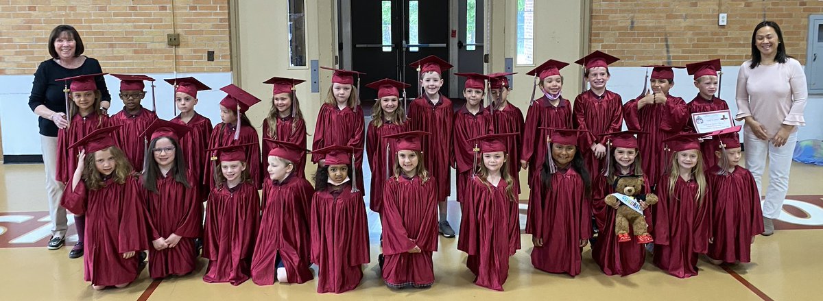 Sjscanton's tweet photo. Club 99
Our 8th grade and Kindergarten classes scored in the 99th percentile on the Math and Language Usage tests on the MAP this spring - phenomenal achievements!
These classes scored in the top 1% of classes in the entire country.  @CSOboston @BostonCathSupt @CantonCitizen https://t.co/uSeqasRMY7