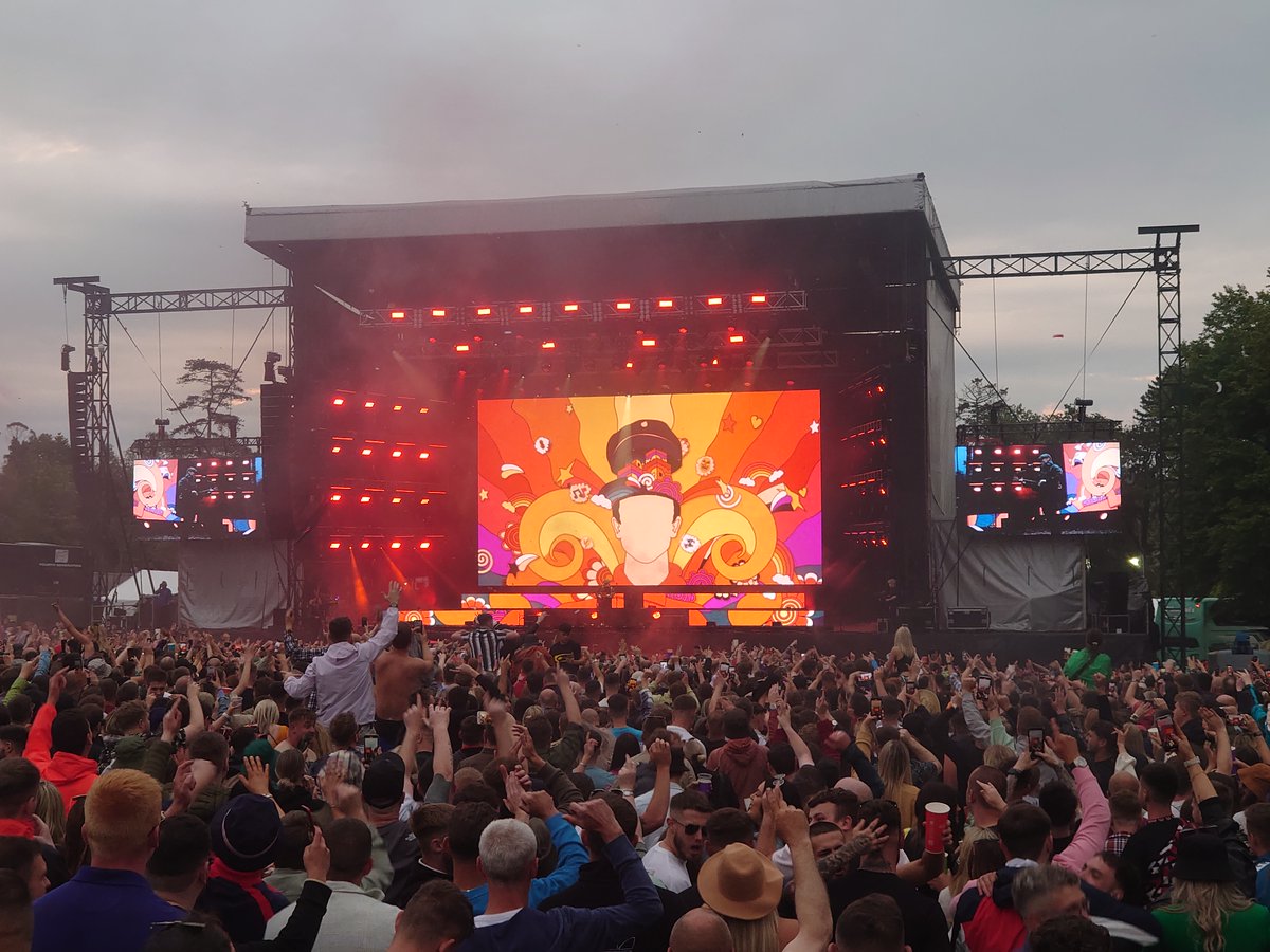 Fineline Lighting tweet media