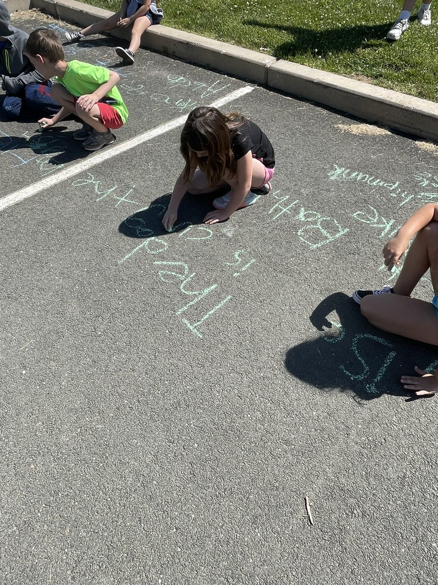 Brie Malone tweet media