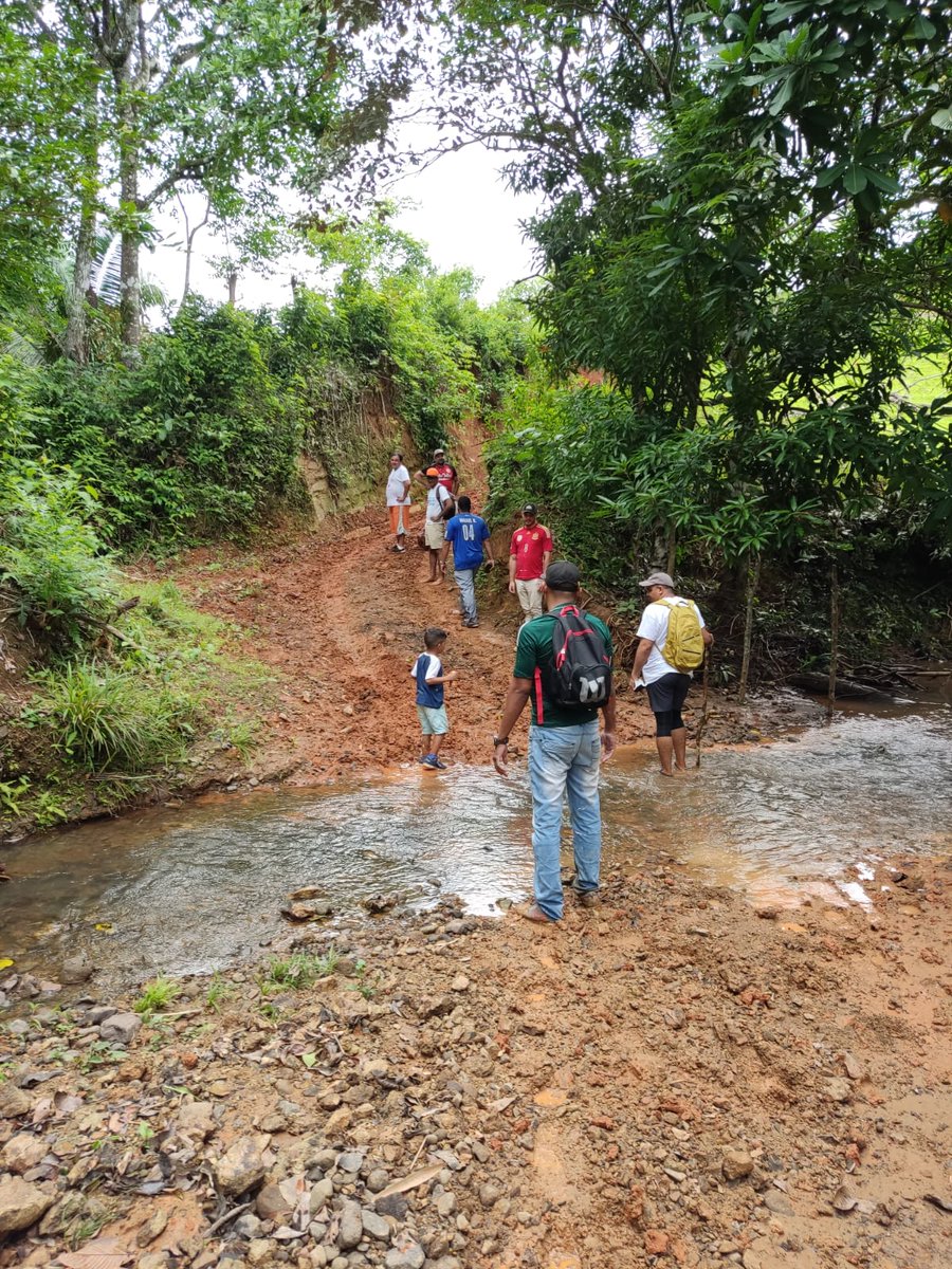 La comunidad de Taboga de Bayano agradece la labor del <a href="/LasTablas2030/">CA 20-30 LasTablas</a> al pintar su iglesia, sin importar lo difícil del camino, siempre los más nacesitados de Los Santos contarán con #CLUBACTIVO2030LASTABLAS
<a href="/TeamCedula7/">TEAM CEDULA 7</a> <a href="/enazuero/">Enazuero.com</a> <a href="/tablenos/">Tableños</a> <a href="/tablenos07/">tableños07</a> <a href="/SantenosSM/">Santeños S Miguelito</a> <a href="/LaVillaLS/">LaVillaLS</a>