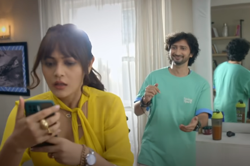 DramaMv2's tweet photo. My message to everyone :

Turn off your Tv
Skip ads or change the ch
Don't report youtube channels , It has nothing to do with us anymore

Re-watching  #ziddidilmaanena Ep 1 now #moran 
#simi  ♥ https://t.co/jI4khtUjUR
