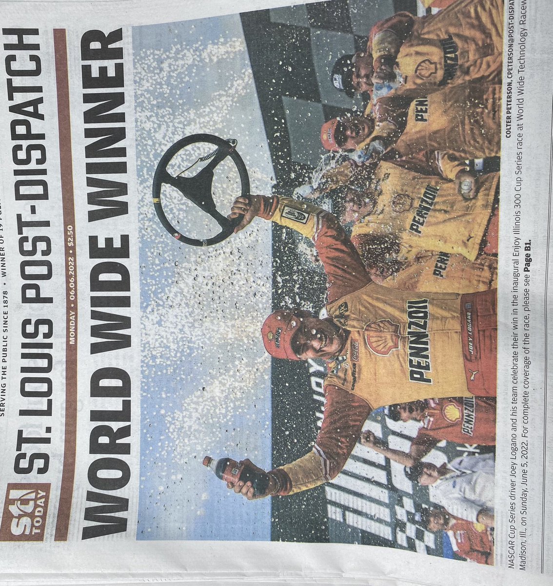 jfcassidy's tweet photo. Front page headlines that you like to see, and a lot of them! https://t.co/JJC7nt69Ap