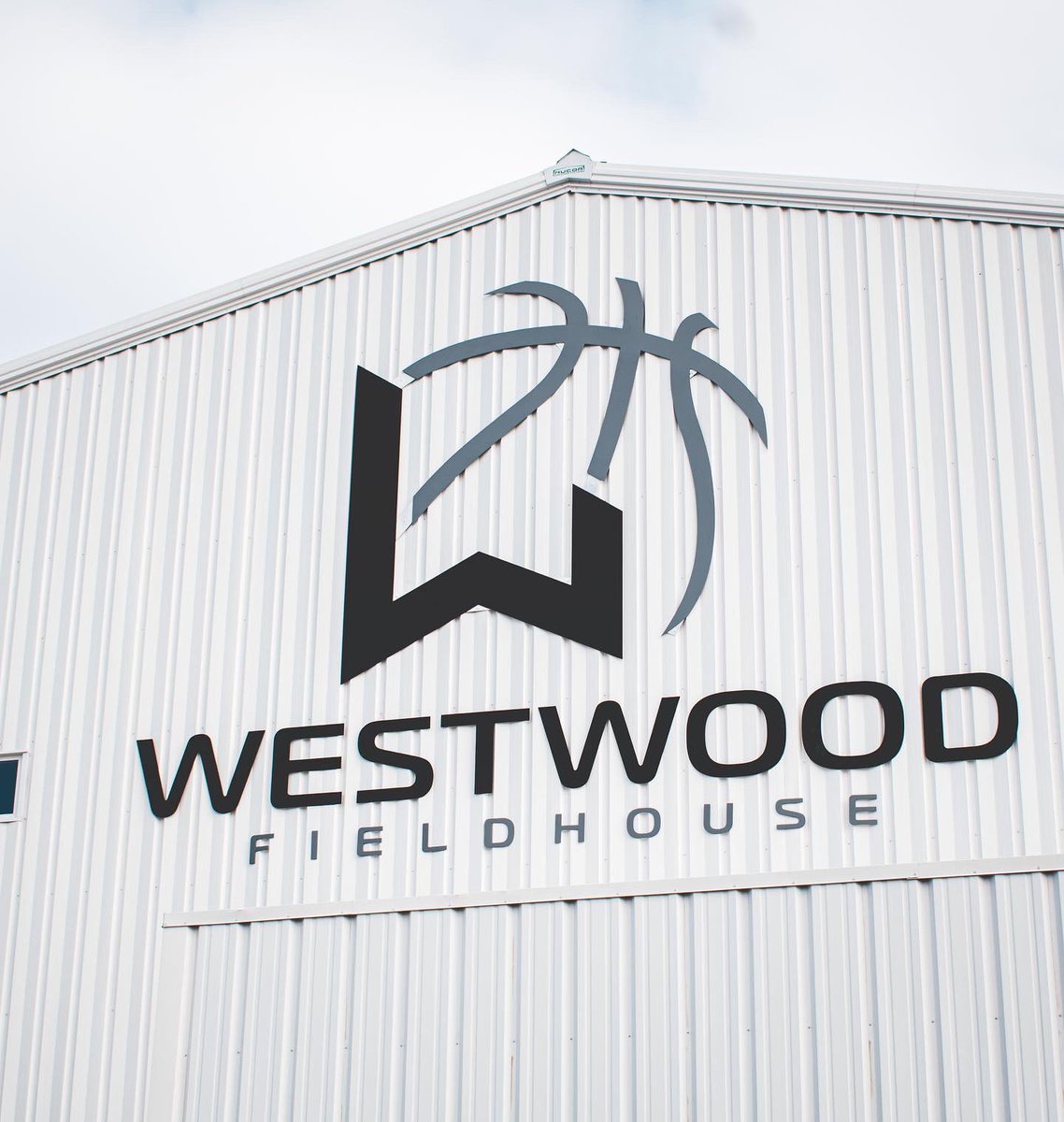 WestwoodFieldhouse tweet media