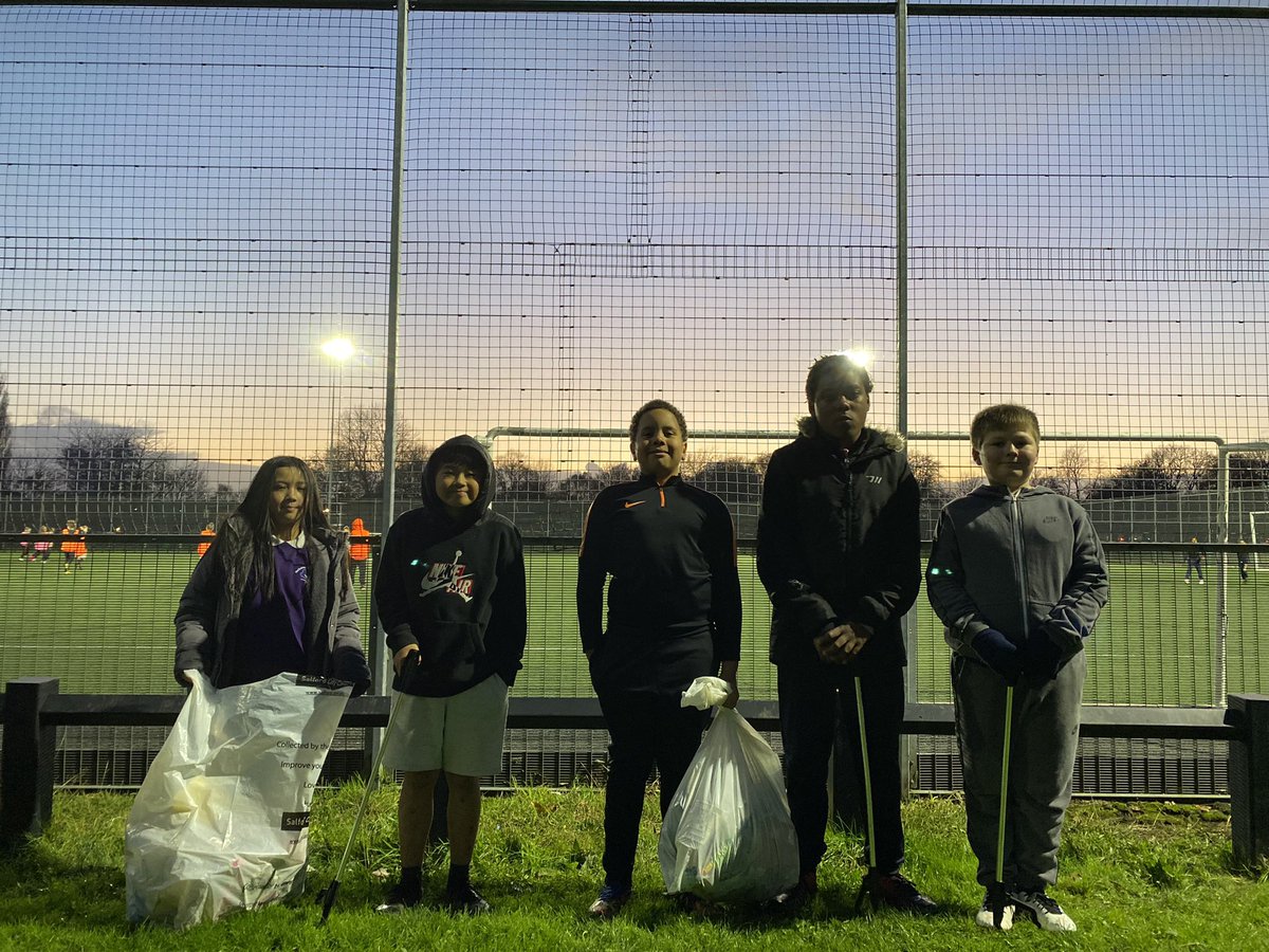 Today is #PowerOfYouth day 💫

We join in celebrating the contributions that young people make to the world around us! 🙌

Through various programmes, we ensure that young people are given opportunities to make positive changes to their local communities 👏

🌎 | @EFLTrust