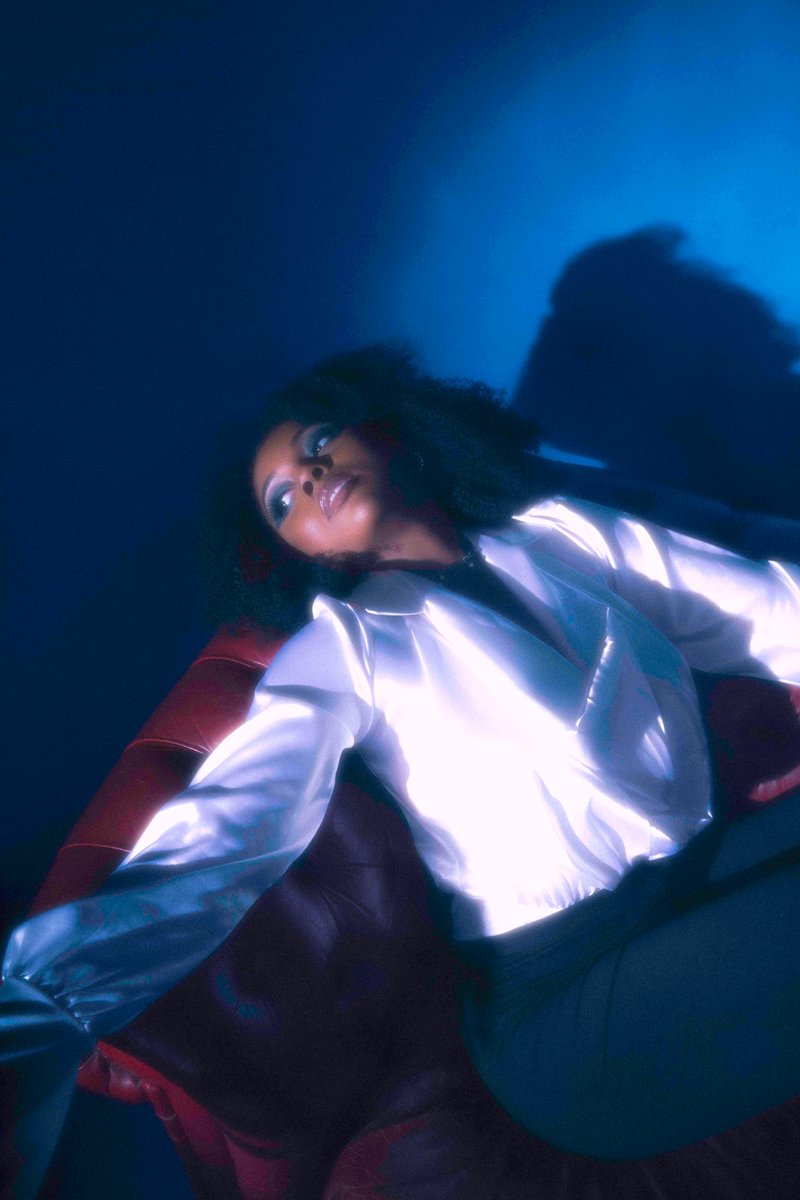 wepluggoodmusic's tweet photo. ~ @TsharnaOfficial unveils debut EP ‘About That Time’ https://t.co/DeztWzWSR9 via @GenBMag https://t.co/YzeMb2vCjU