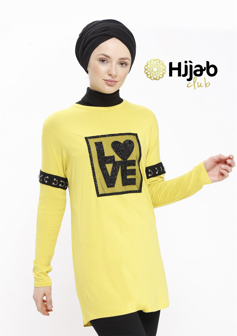 TheHijabClub's tweet photo. How Cute is this #Tshirt? 🙌🏼🤩 Link to our tops 👉🏽  https://t.co/VnSfVm2Ufp
✨ Stylish designs
✨ Love it or return it - easy peasy returns
✨ FREE shipping in contiguous USA on orders over $50
#staystrong #strongwomen #muslimfashion #wearewomen #hijaber #thehijabi #hijabclub https://t.co/OXhNuZ69KF