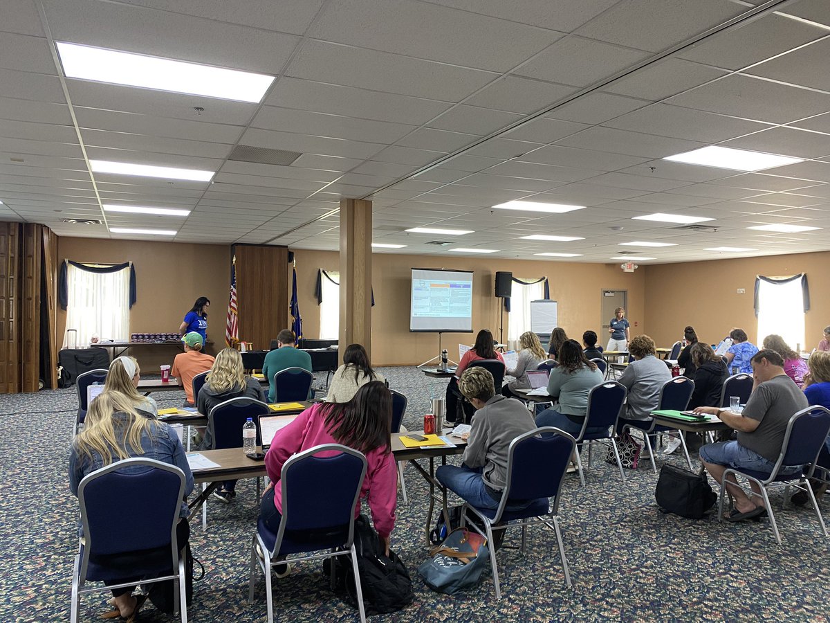 steinbrinkesu10's tweet photo. Welcome to the next chapter in our three-dimensional STORY…  #3Dretreat #ESU10 #ESU9 #NEBSCI @kristen_slechta @lbroady  @ConroyKellen @HeidiLinde87 @jason_everett https://t.co/Yr2yEHay7N