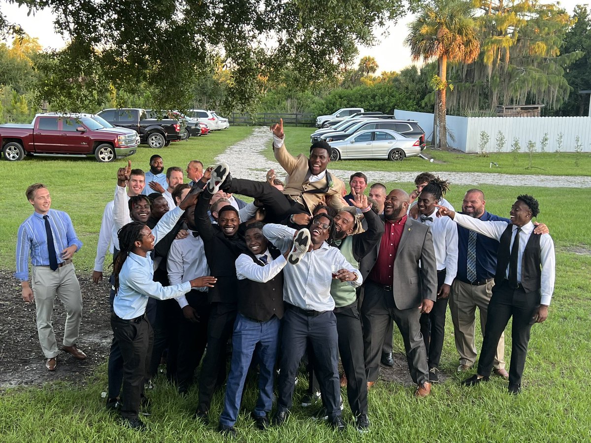 naplesfootball's tweet photo. The championships are great, the wins are good, the losses are tough, but most importantly we are a #FAMILY! Two decades of current and former #NaplesFootball players and coaches got together last night to celebrate former player and current coach @MarceCharles1 and his new bride https://t.co/uPjkNOKv4F