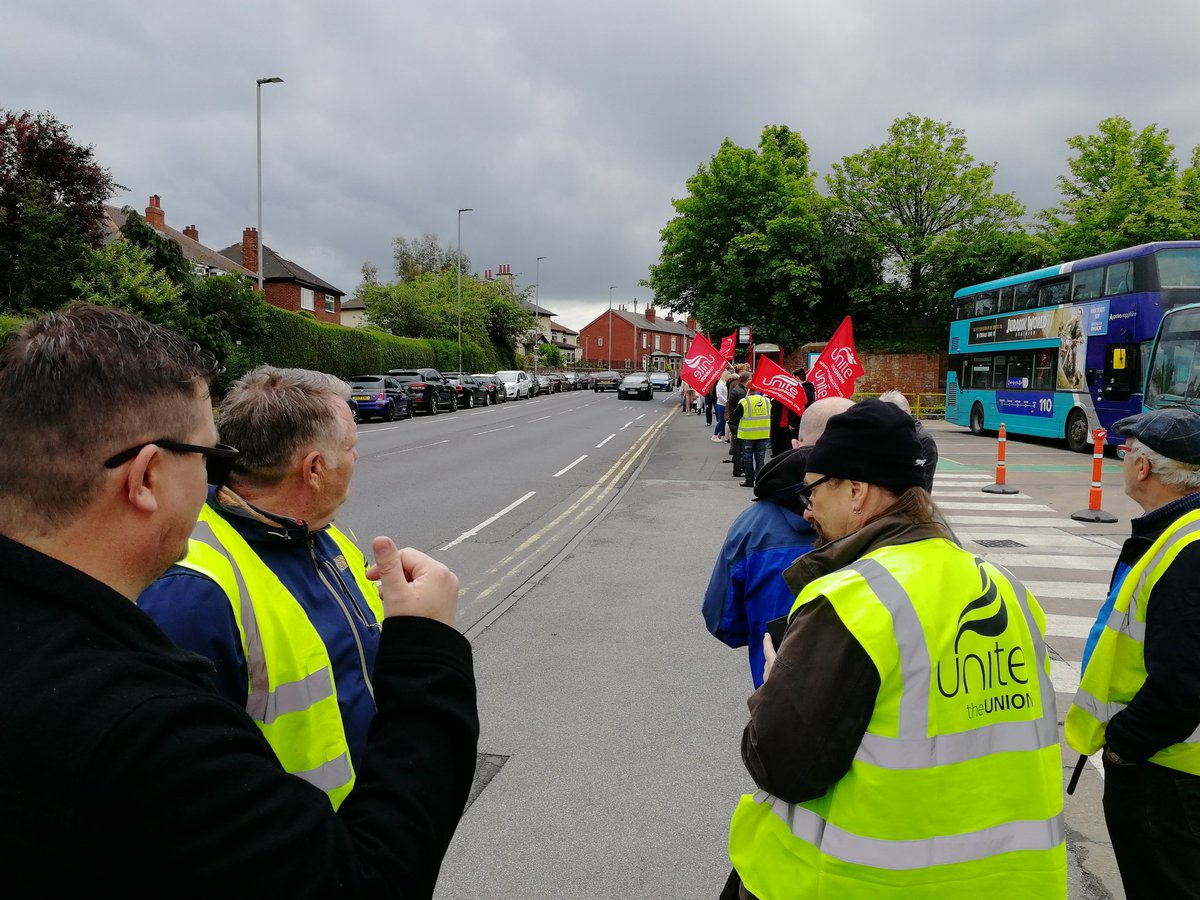 Chris4Wakefield's tweet photo. Pay up Arriva https://t.co/3FNMkcAuL5