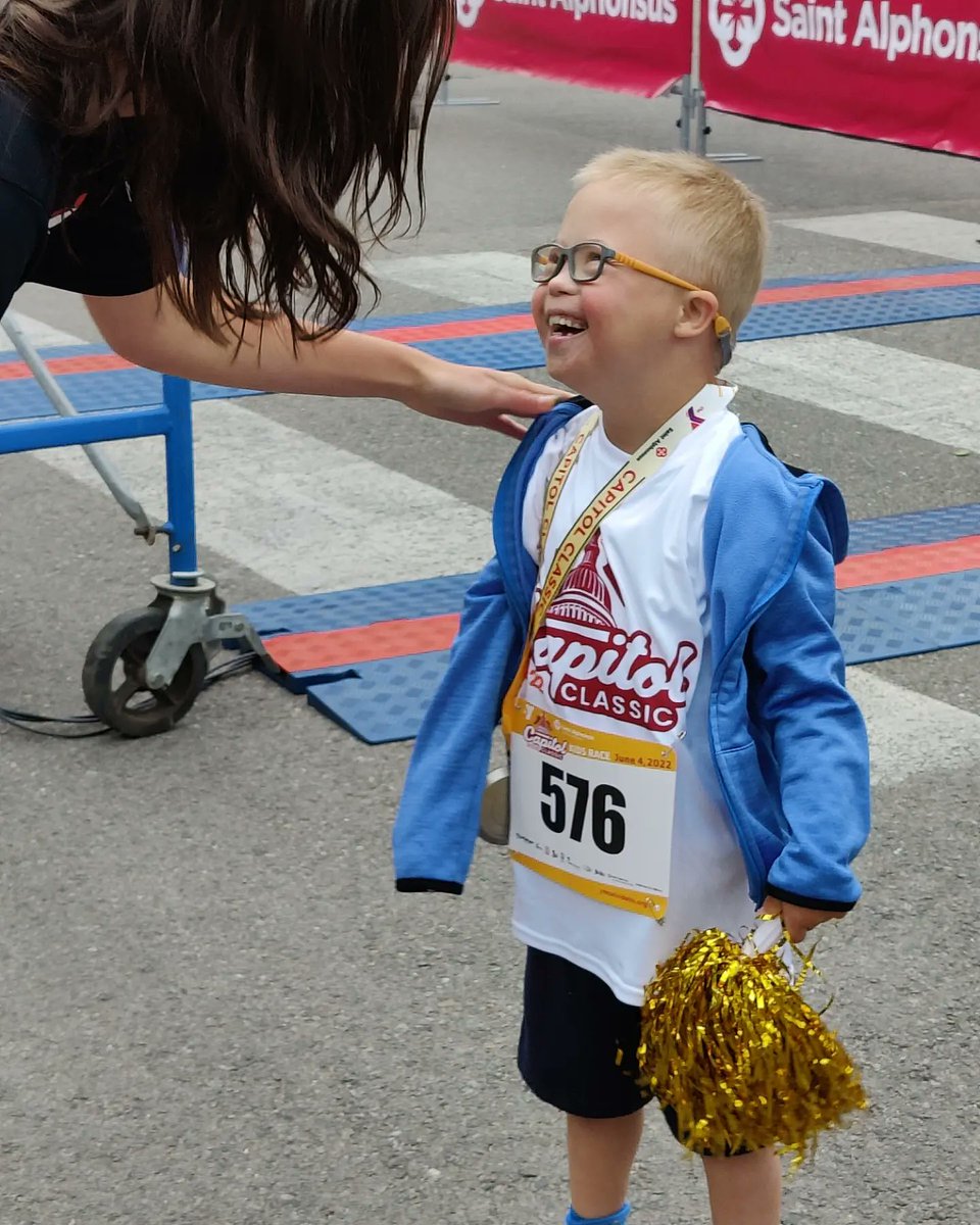MakingSenseFilm's tweet photo. Congrats to all the 1,200 finishers of Saturday's Capitol Classic kid's race, especially the children with disabilities who competed alongside.  With inclusion, we all win! #makingsemsefilm #tvymca #stalphonsus #capitolclassic  #includeability https://t.co/95szDE8FNB