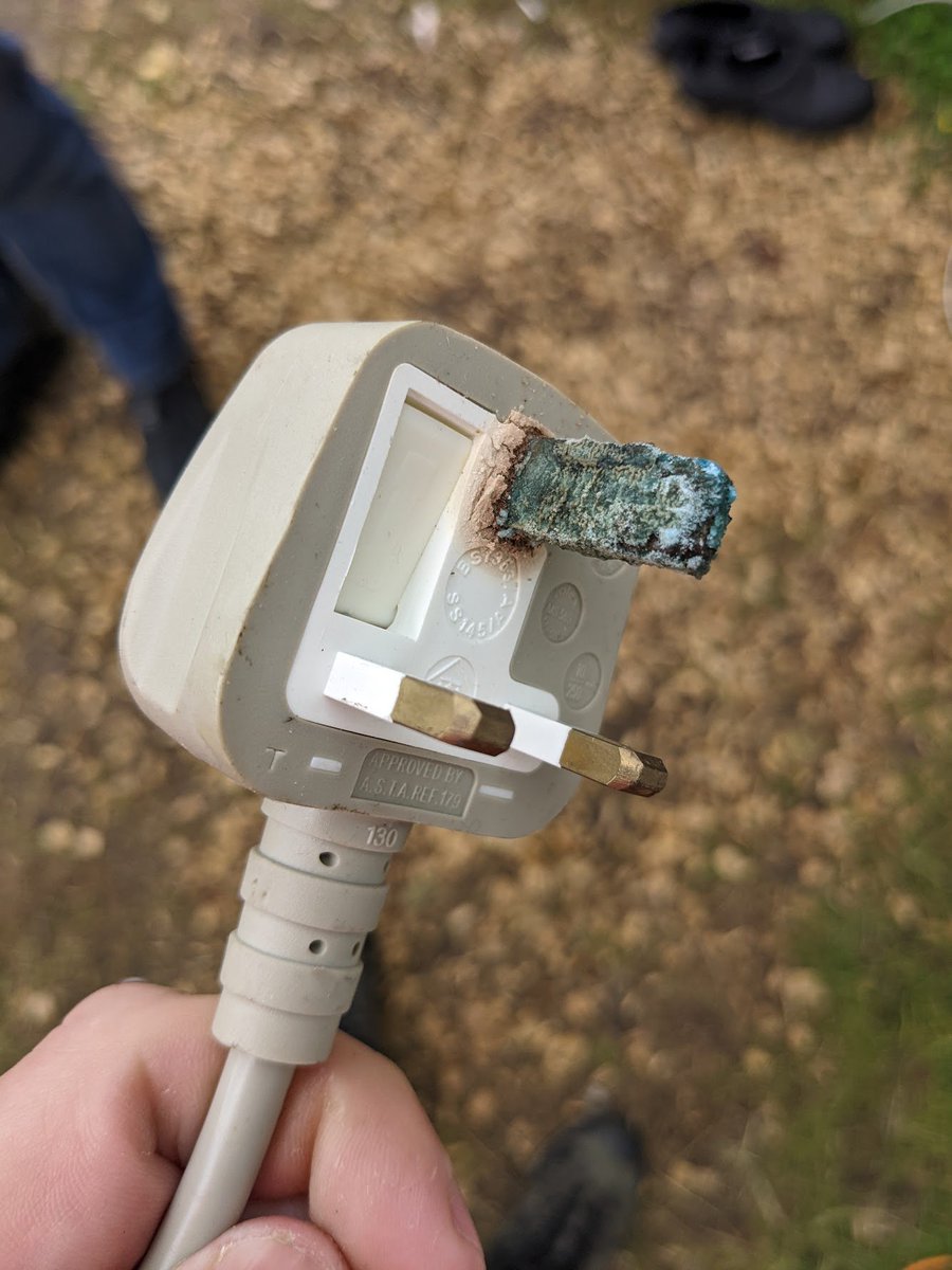 Failed test: earth fault loop impedance Zs too high.