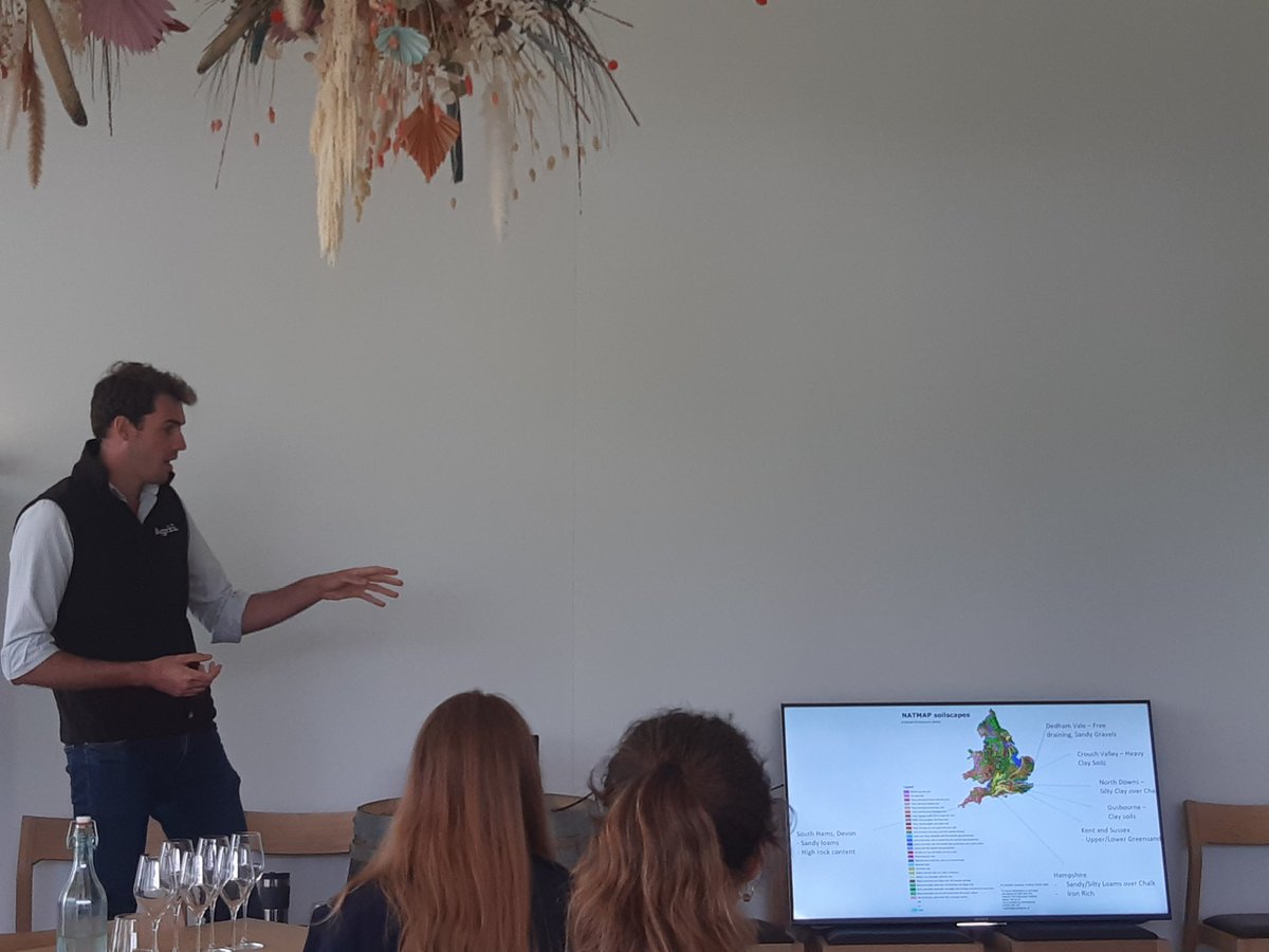 sesoil's tweet photo. An agronomist's perspective of vine management featuring a soil map of the uk.

Ben Brown of Agrii discusses how different soil properties will require different management strategies but also can help produce different results https://t.co/3wxNJ33n5I