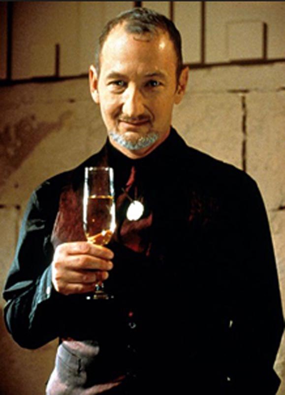 A very happy birthday to Robert Englund. 