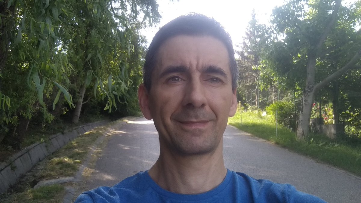 AttilaTurzo's tweet photo. Today is the 290th day when I am running for the Chess Grandmaster(GM) title. #GMrunning https://t.co/emteDQ5en0