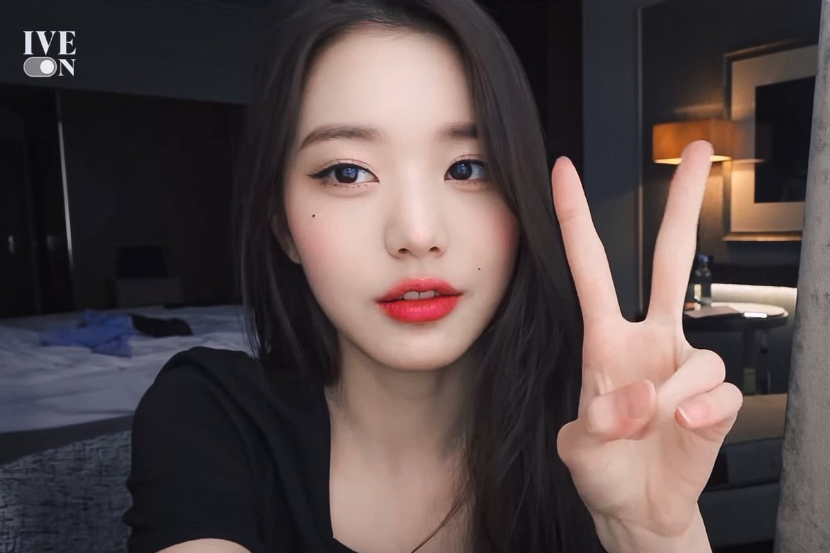 kimkolkak's tweet photo. 훈녀냄새에 질식할거같음.. https://t.co/j0W73VAlkw