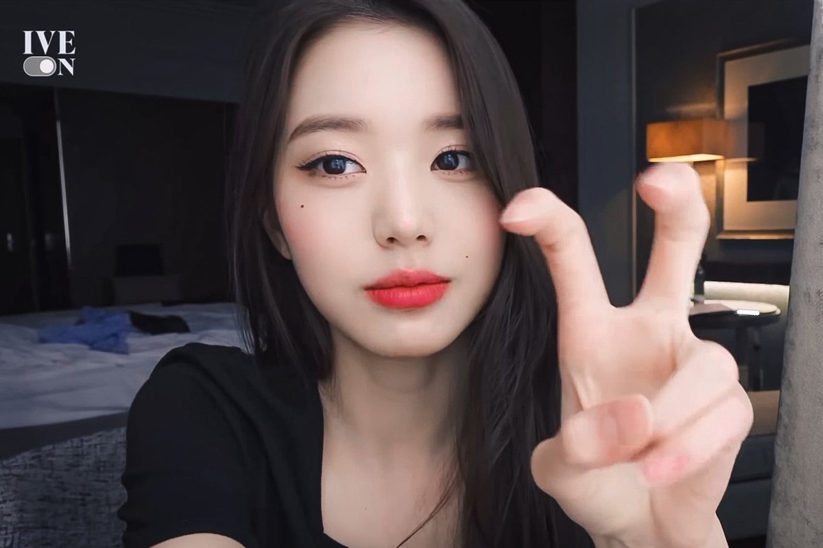 kimkolkak's tweet photo. 훈녀냄새에 질식할거같음.. https://t.co/j0W73VAlkw