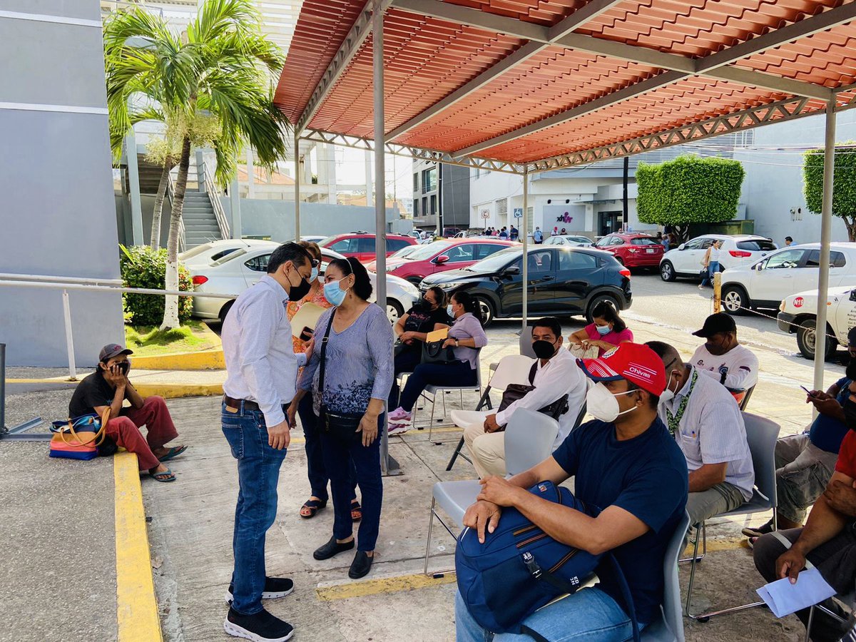 JesusAliTabasco's tweet photo. Lunes a viernes de servicio y atención en el @Infonavit, de 8:30 am a 2:30 pm. En Paseo Tabasco 1402. Consulta el https://t.co/vAjlSfIgYd; entra a https://t.co/9ooBOUCNi0 y 8000083900 #Infonatel. Si ya eres derechohabiente consulta https://t.co/Mkmah9Hlpq https://t.co/SjPZcLMsRu