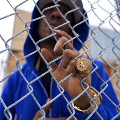 ayoitsshanx's tweet photo. #NewProfilePic https://t.co/5MZYMHDPxs