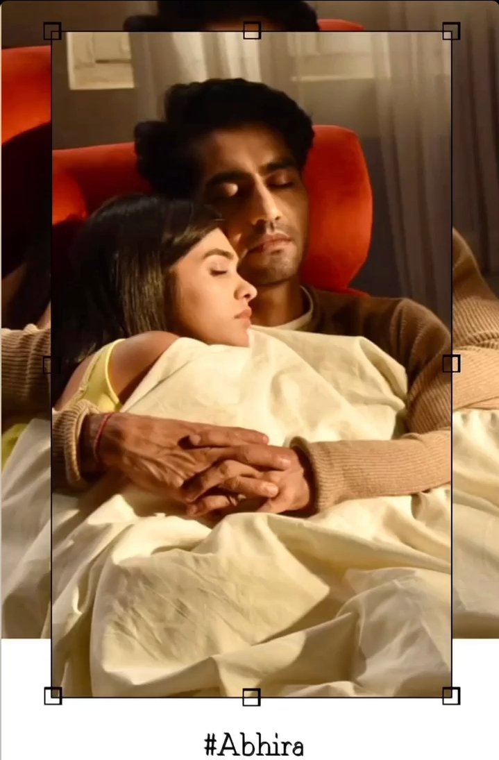 YrkkhM's tweet photo. So cute❤
#AbhiraKiShaadi #AbhiRa #yrkkh #YehRishtaKyaKehlataHai #StarPlus #aksharabirla #AbhimanyuBirla #PranaliRathod #HarshadChopda #Love #Twitter #Trending #instagood Rest in Love 
@PranaliRathod_ @ChopdaHarshad @StarPlus https://t.co/luphdNKX4X