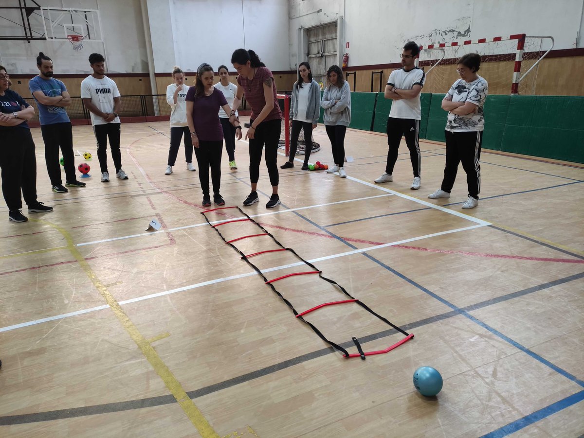 AutismoGalicia's tweet photo. ▶️O fin de semana desfrutamos do Curso Exercicio físico e deporte nas persoas con #AUTISMO  #TEA para dinamizar e adaptar o exercicio físico e #deporte, fomentar hábitos de vida #saudable e a participación das persoas con TEA. #FORMACIÓN #AUTISMOGALICIA https://t.co/LddMANEqUq https://t.co/00HjF7s7gB