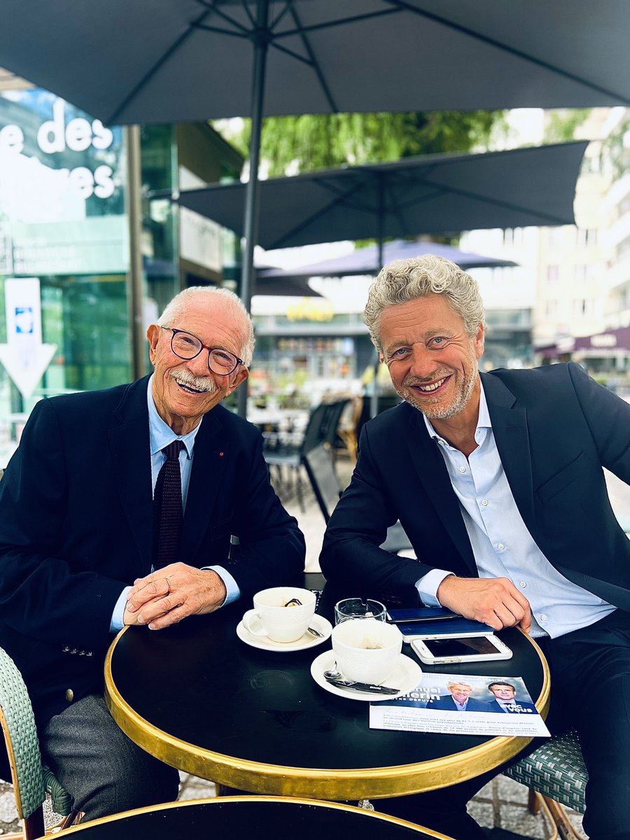 🇫🇷L’écouter parler avec passion des Boulonnais, de l’unité européenne à préserver, de notre magnifique pays et de sa place dans le concert des nations…

🤝Merci Jean-Pierre Fourcade (Maire de Boulogne de 1995 à 2007) pour votre soutien, vos conseils et votre humour !

#Avecvous