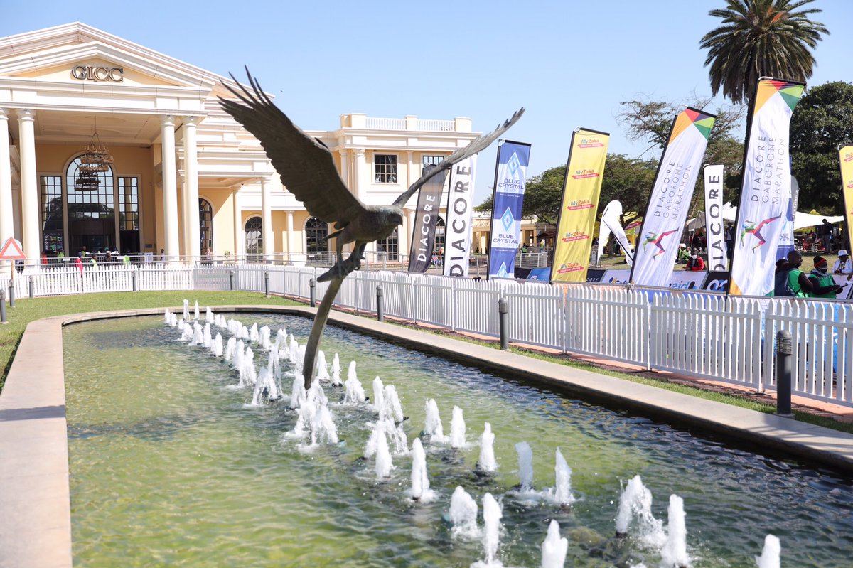 njmasisi's tweet image. Well done. A very successful Diacore Marathon with over 11000 runners,  all running against GBV! 
Please Stop GBV!   
We need: Action! Action! Action! 
#Run4Respect
#RiseRunRespect
#DGM2022